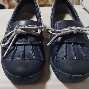 UGG Women's Navy Duck Shoes with Light Gray Laces